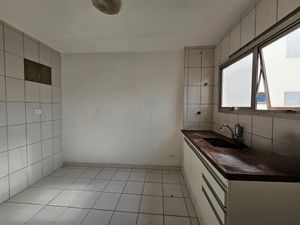 Image 2 - 894764