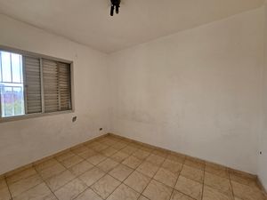 Image 11 - 894764