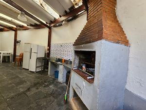 Image 22 - 894764