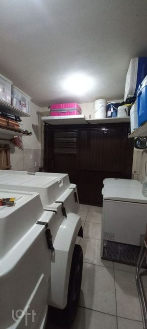 Image 5 - 894766