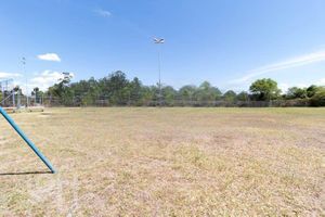 Image 15 - 894768
