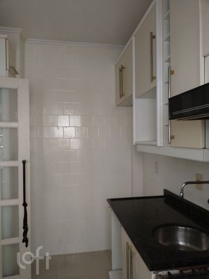 Image 7 - 894773