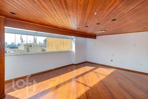Image 13 - 894777