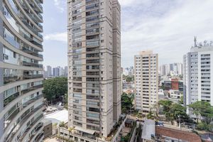 Image 3 - 894780