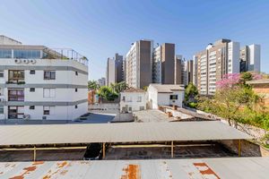 Image 9 - 894783