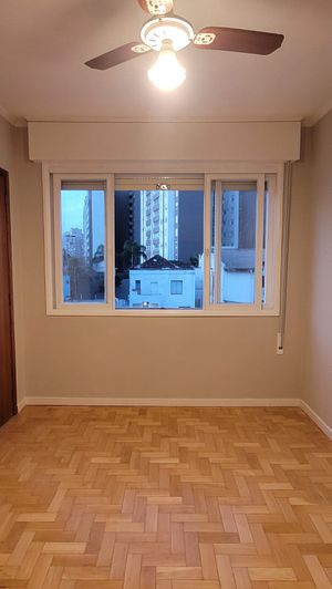 Image 3 - 894783