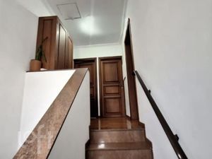 Image 4 - 894801