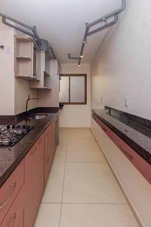 Image 18 - 894821