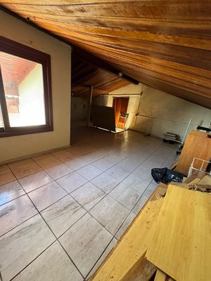 Image 15 - 894825