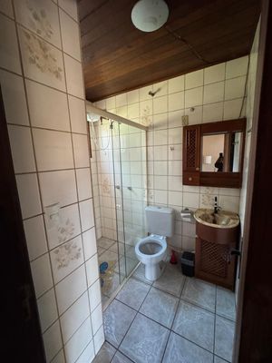 Image 25 - 894825