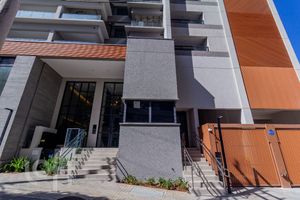 Image 36 - 894827