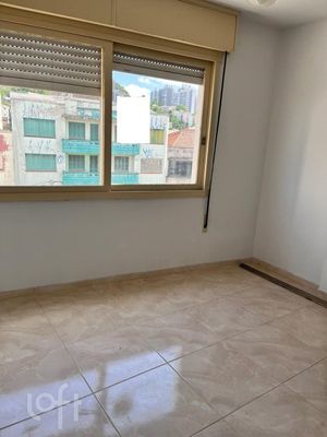 Image 9 - 894828
