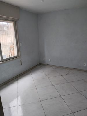 Image 3 - 894831