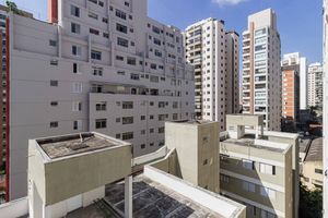 Image 9 - 894837