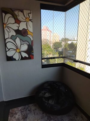 Image 12 - 894840
