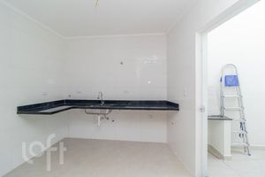 Image 3 - 894856
