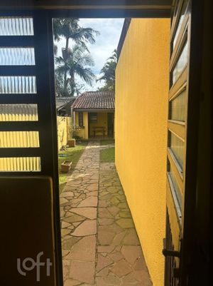 Image 35 - 894859