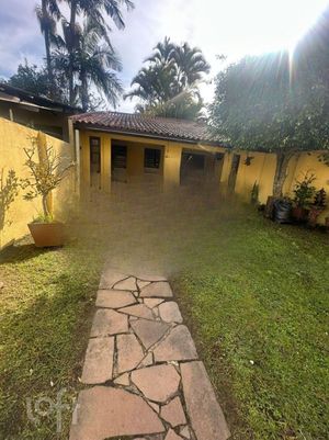 Image 36 - 894859