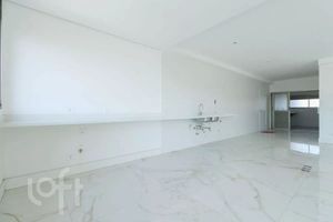 Image 2 - 894861