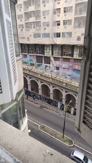 Image 7 - 894864