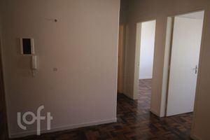 Image 6 - 894866
