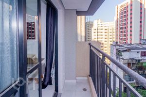 Image 13 - 894869