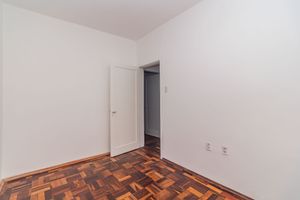 Image 10 - 894872
