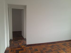 Image 10 - 894872