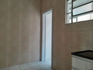 Image 11 - 894872