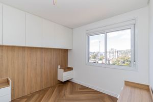 Image 17 - 894888