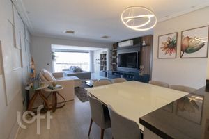 Image 9 - 894894