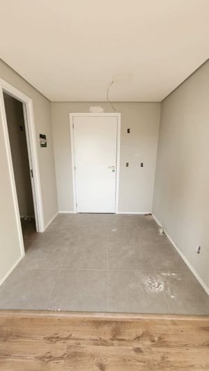 Image 3 - 894901