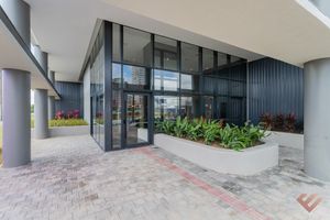 Image 16 - 894901