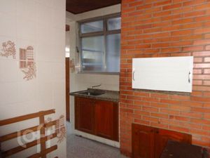 Image 1 - 894903