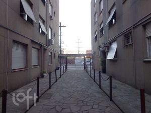 Image 16 - 894903
