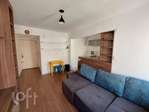 Image 4 - 894916