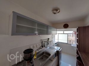 Image 6 - 894916