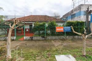 Image 3 - 894917