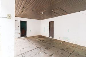 Image 2 - 894917
