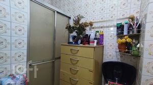 Image 17 - 894922
