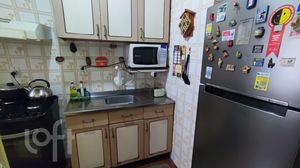 Image 4 - 894922