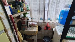 Image 9 - 894922