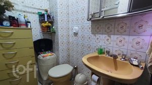 Image 15 - 894922