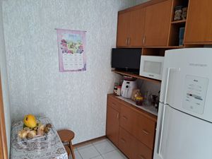 Image 10 - 894965
