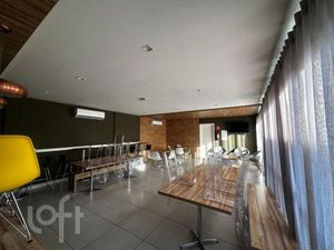 Image 25 - 894969