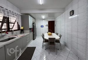 Image 9 - 894970