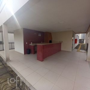 Image 23 - 894987
