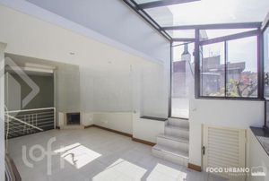 Image 8 - 894988