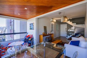 Image 6 - 894988