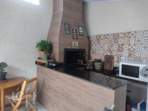 Image 29 - 894993